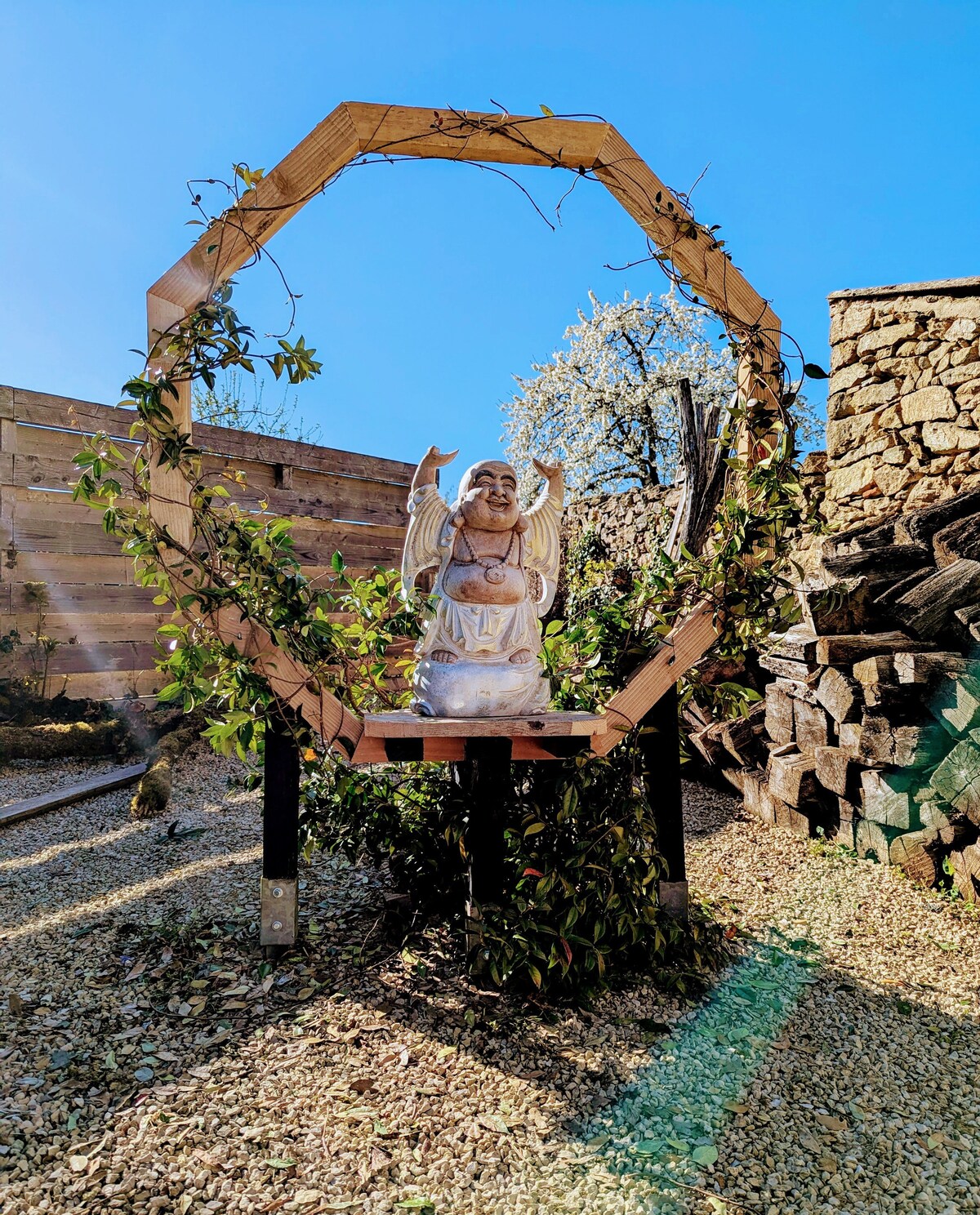 The garden arbour